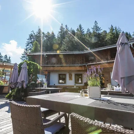 Lägenhetshotell S'hoamatl Dorfkrug 4*