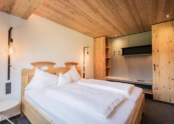 S'hoamatl Dorfkrug Aparthotel Mösern