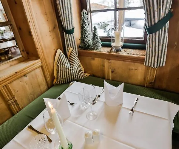 S'hoamatl Dorfkrug Apartmanhotel 4*