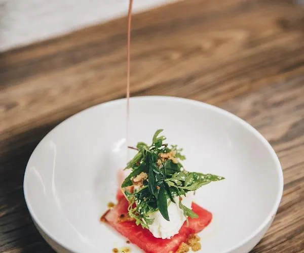 S'hoamatl Dorfkrug Ξενοδοχείο με διαμερίσματα Mösern