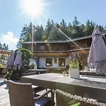 Apart Otel S'hoamatl Dorfkrug 4*
